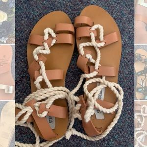 Steve Madden Lace Up Sandals Leather/Rope